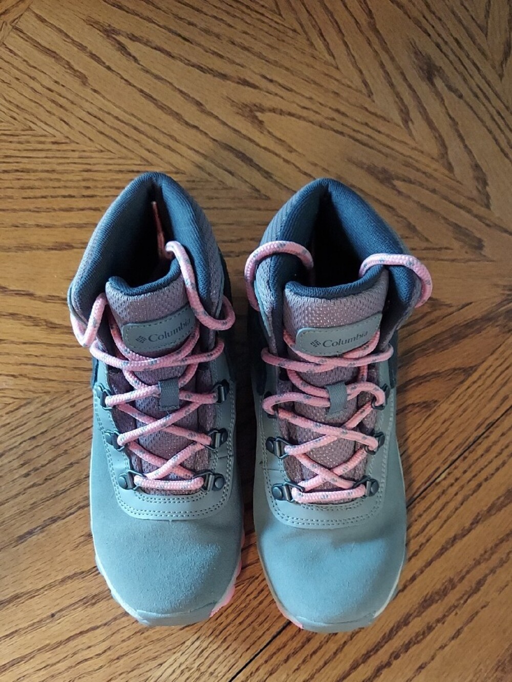 Columbia Girl's Gray and Pink Lace-Up Hiking Boots - Picture 6 of 9